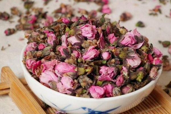 桃花可以泡水喝吗,桃花泡水功效非常全面