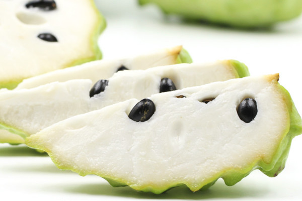 释迦果怎么吃,直接食用/做成奶昔/制成沙拉/炒饭
