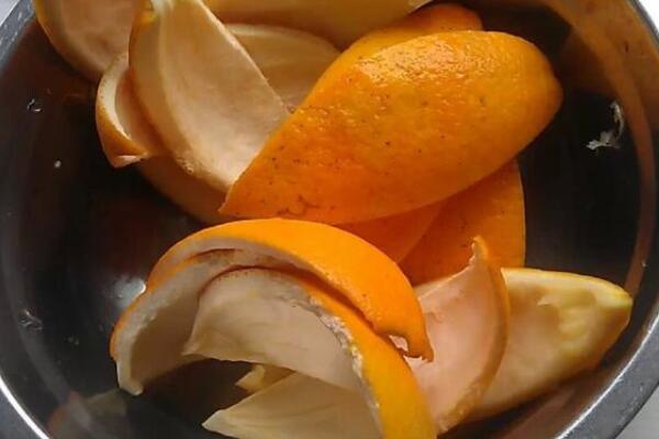 橙子皮如何做花肥