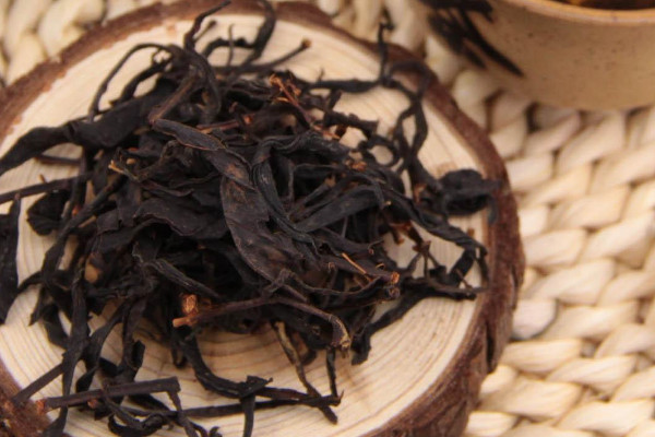 白芽奇兰是红茶还是绿茶,白芽奇兰茶是什么茶