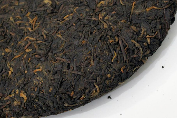 七子饼茶是普洱茶吗,七子饼茶是什么茶