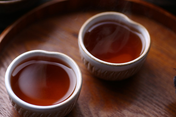 冬天喝什么茶 冬天喝什么茶叶对身体好