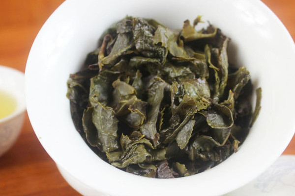 白芽奇兰是红茶还是绿茶,白芽奇兰茶是什么茶