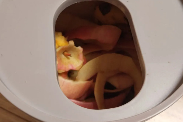 水果皮怎么发酵成花肥
