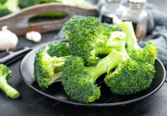 <strong>哪些农作物的块茎可以食用？经济价值有哪些？</strong>