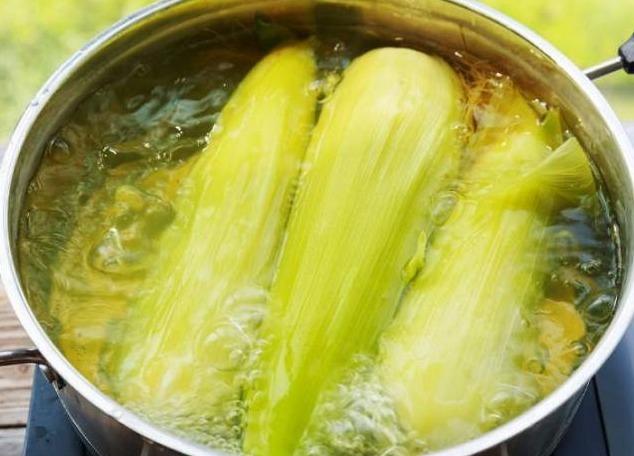 玉米煮多久才好吃?一篇文章解决你的所有疑惑!打造每一餐的完美体验!