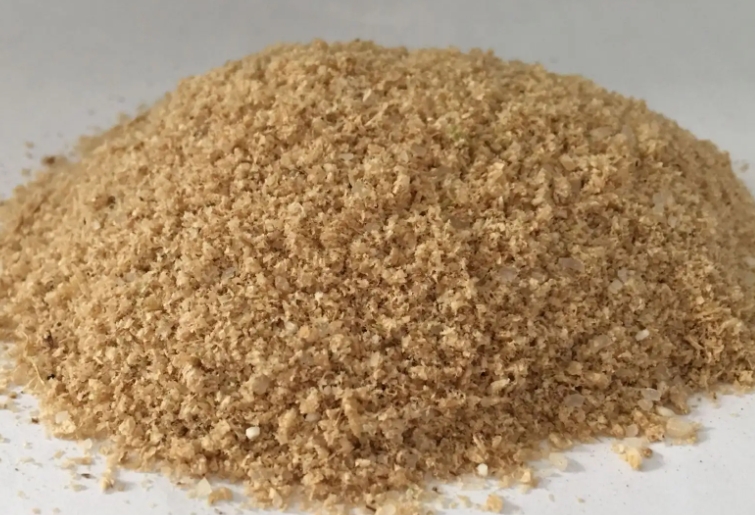 <b>颠覆传统畜牧饲料！大米粕创新饲料配方引领绿色高效养殖革命</b>