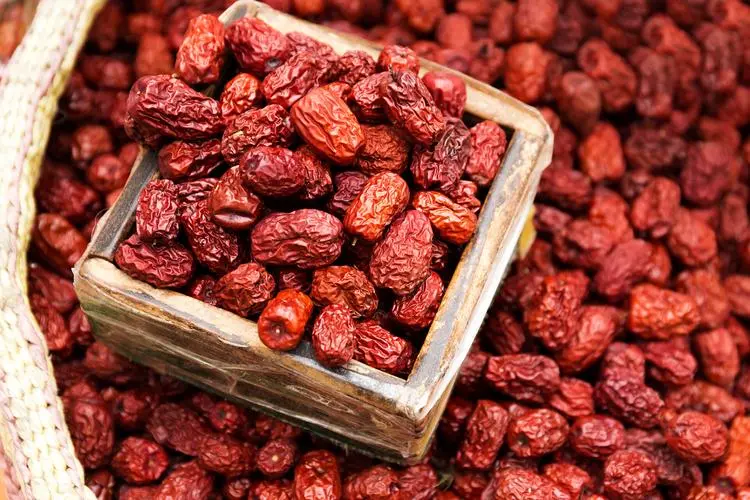 大枣是属于坚果类还是水果类食物?枣香四溢非坚果可比!