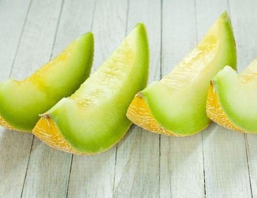 <b>蜜瓜挑选秘籍，一眼识甜不靠运气！</b>