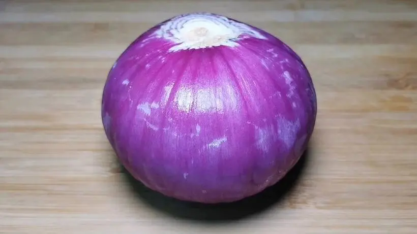 洋葱这样吃,血脂血压双降,健康轻松来