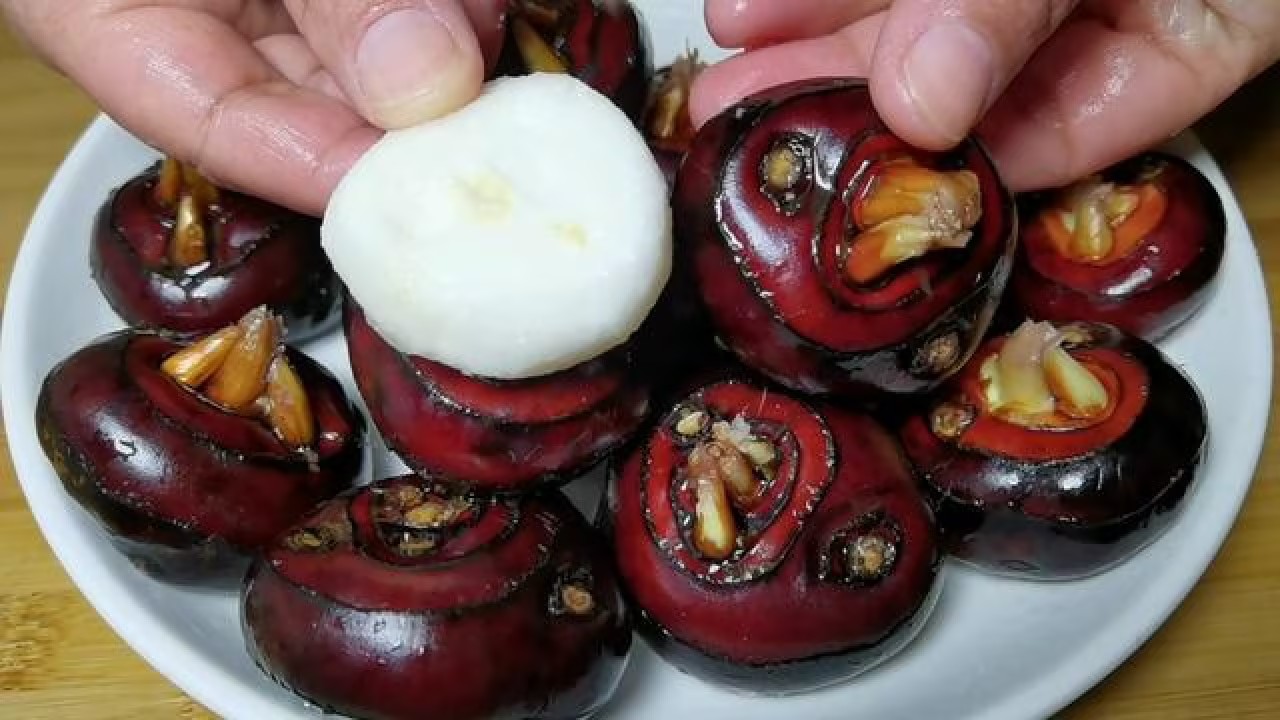 荸荠要去皮吃吗?口感、营养与食用建议